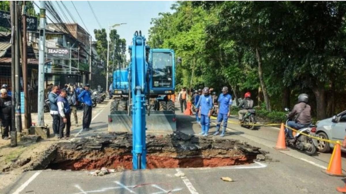 Pemkot Jaksel Alokasikan Rp 380 Juta untuk Perbaikan Saluran Amblas di Lenteng Agung