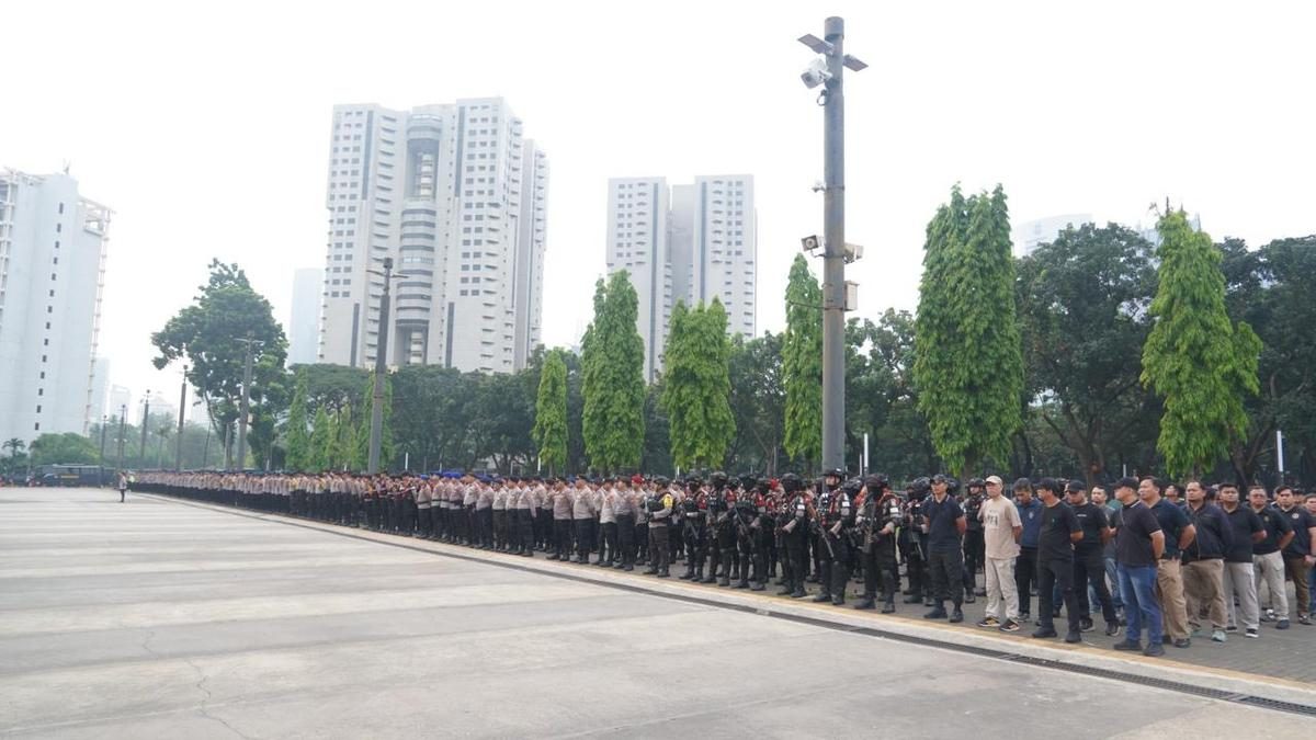 Pengamanan Demo Hari Kebangkitan Nasional di Jakarta oleh 14.237 Personel Polisi