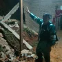 Penghuni Mengungsi Akibat Longsor yang Merusak Satu Rumah di Tegalombo Pacitan