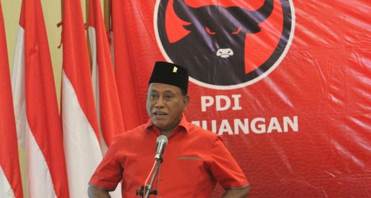 Politikus PDIP Ingatkan Dampak Pelemahan Rupiah ke Rakyat Kecil