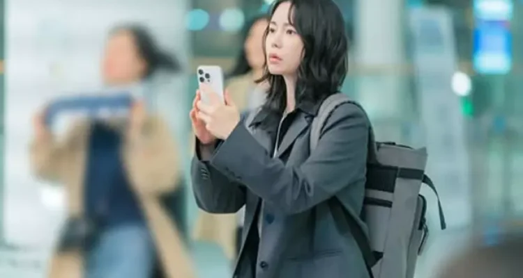 Poster Lim Ji Yeon Diturunkan Akibat Dianggap Mirip Jurnalis di Palestina