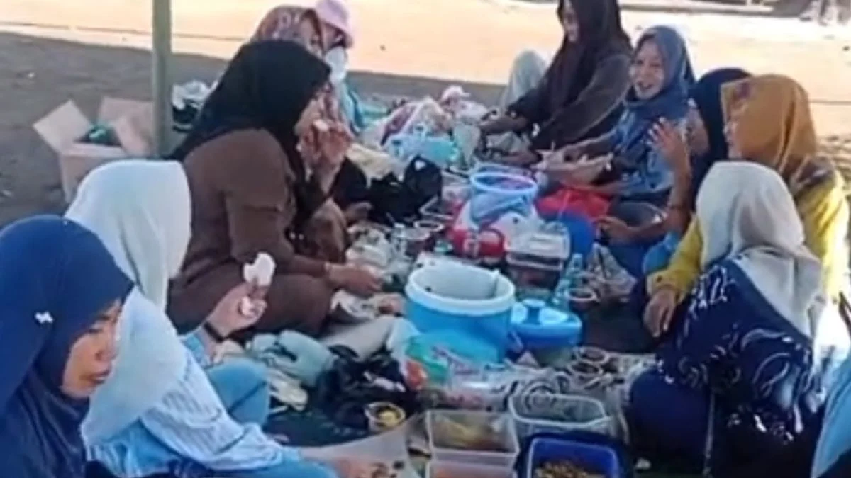 Potluck Warga Cirebon: Tradisi Makan Bersama yang Khas