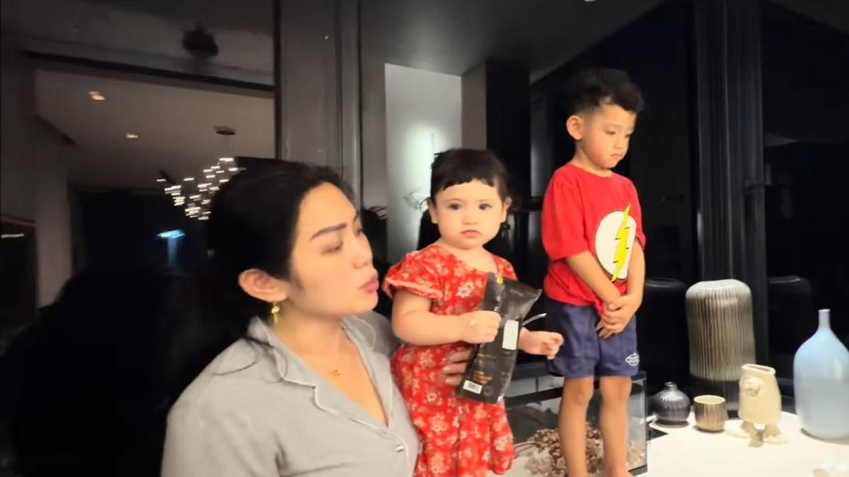 Potret Dapur dan Meja Makan Jessica Iskandar dan Vincent Verhaag, Minimalis dan Menawan