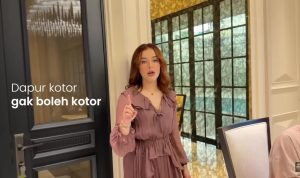 potret-dapur-tasya-farasya-yang-mewah-dan-fungsional-di-rumah-baru-90403 Potret Dapur Tasya Farasya yang Mewah dan Fungsional di Rumah Baru