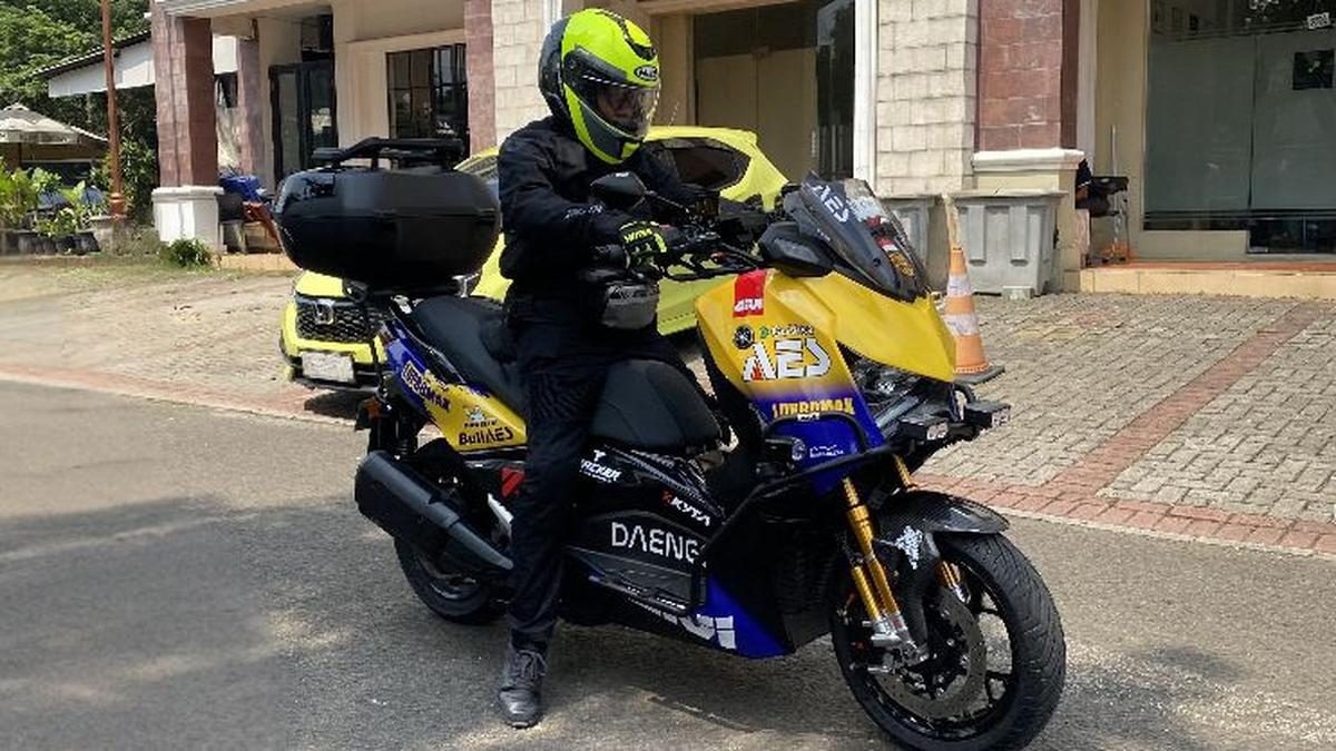 Pria Ini Lanjutkan Perjalanan Yamaha XMax 11 Ribu Km dari Makkah ke Eropa