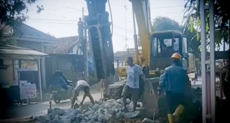 PT Andatu Bantah Percaloan Tanah Proyek Jangga–Terisi, Pastikan Material untuk Warga