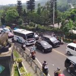 Puncak Macet, Ribuan Kendaraan Arah Puncak Diberlakukan Satu Arah