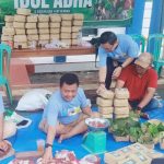 PWI-IKWI Indramayu Bagikan Daging Kurban: Tebar Kepedulian untuk Warga