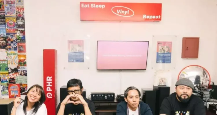 Rayakan 25 Tahun, Mocca Rilis Vinyl Edisi Khusus Pertama di Indonesia