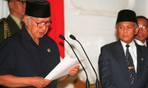 Reformasi 28 Tahun: Momen Pengunduran Diri Soeharto dari Jabatan Presiden