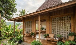 Roster dan Kayu: Kombinasi Ideal untuk Rumah Desa yang Adem dan Estetik