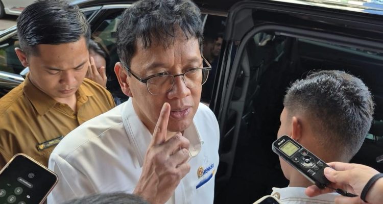Rupiah Melemah ke Rp 17.600, Purbaya Imbau Publik Tetap Tenang
