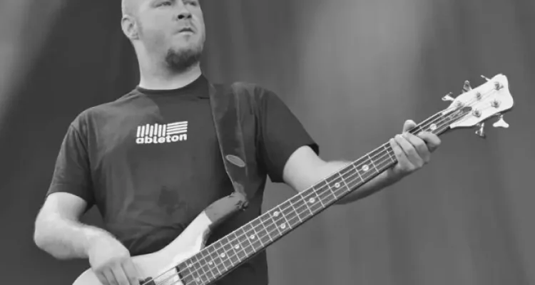 Sam Rivers, Pemain Bas Limp Bizkit, Meninggal Dunia