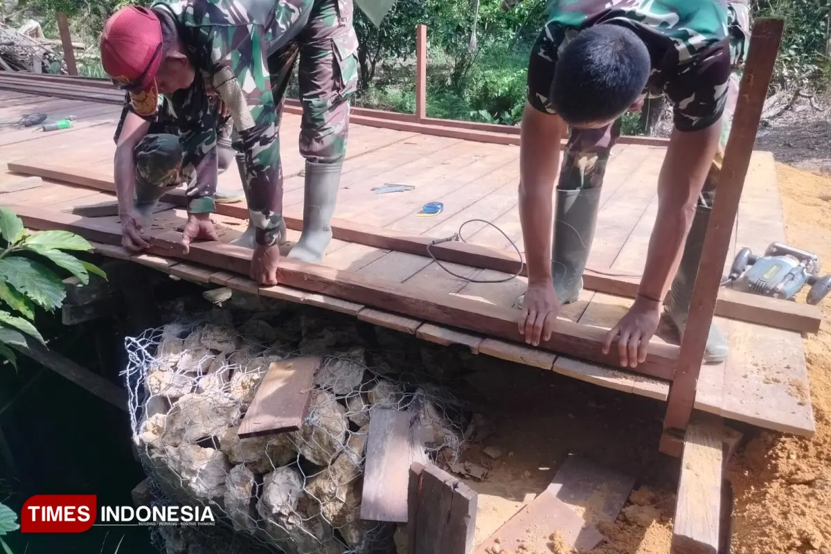 Satgas TMMD Kodim 0908 Bontang Tingkatkan Kecepatan Pembangunan Jembatan Penghubung RT 24