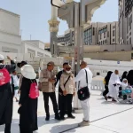 Seksi Masjidil Haram Aktif Membantu Jemaah Haji