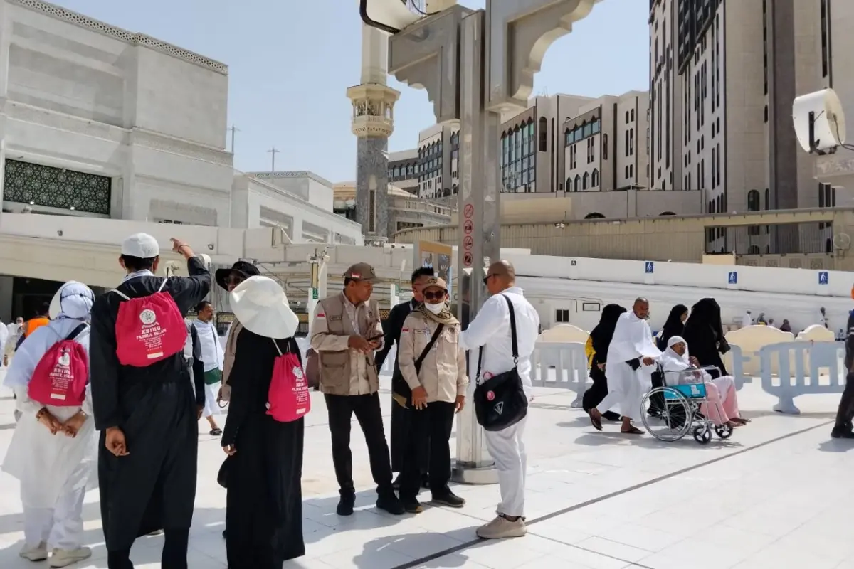Seksi Masjidil Haram Aktif Membantu Jemaah Haji