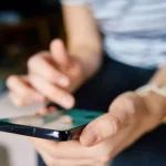 Strategi Menjaga Kesehatan Mental di Era Media Sosial