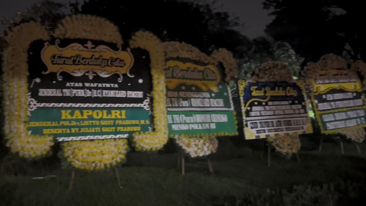 Suasana Terkini di Rumah Duka Eks Menhan Ryamizard Ryacudu
