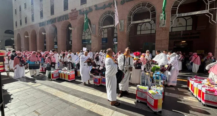 Suhu Madinah Capai 40 Derajat, Jemaah Diimbau Perbanyak Minum dan Batasi Aktivitas Luar