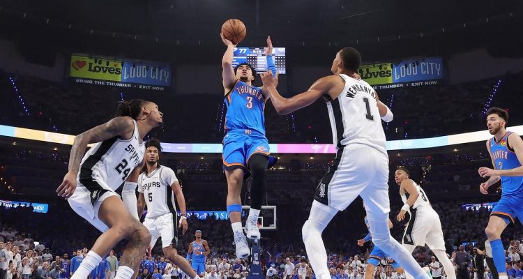Thunder Kalahkan Spurs dengan Dua Pemain Cedera