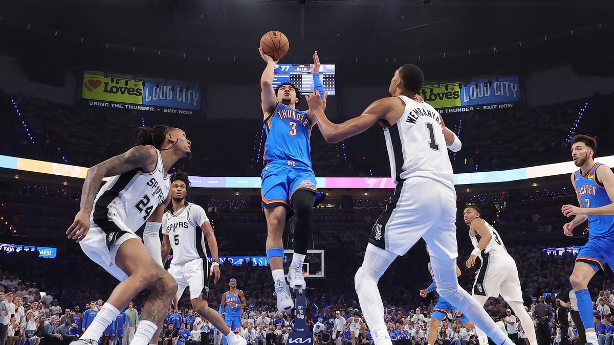 Thunder Kalahkan Spurs dengan Dua Pemain Cedera
