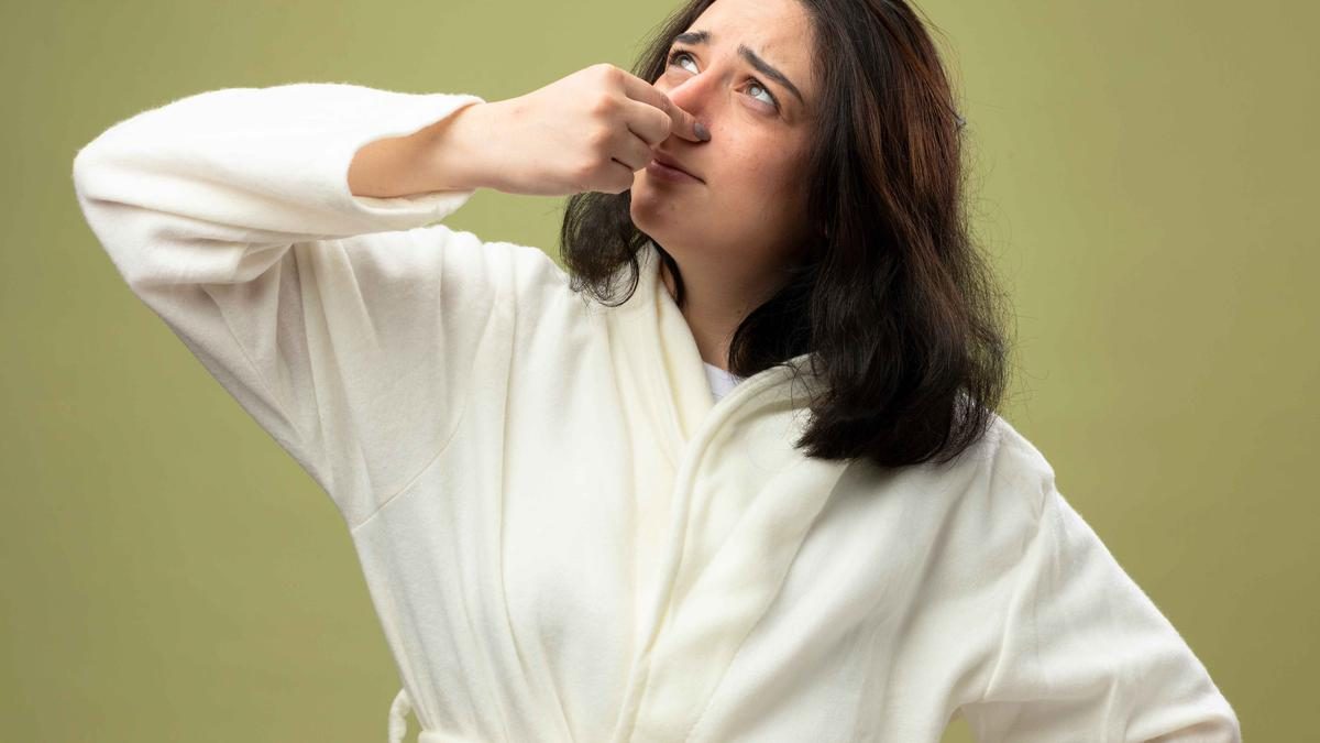 Tips Ampuh Mengatasi Bau Badan, Perhatikan Hal-Hal Ini