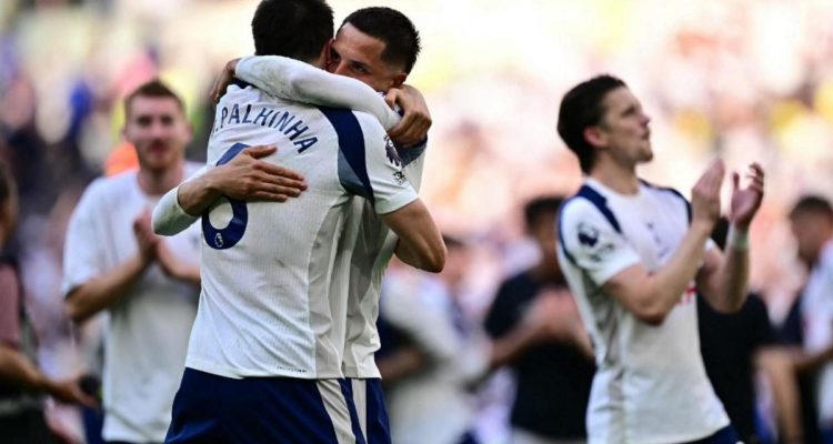 Tottenham Salip Perburuan Juventus untuk Andrew Robertson