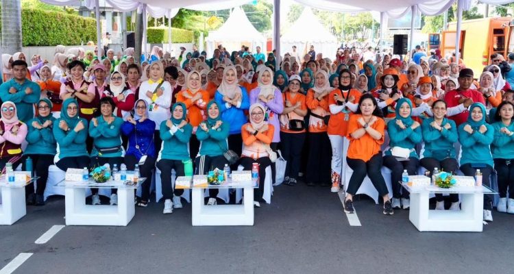 Tri Tito Ingatkan Kader PKK Alor tentang Edukasi Pola Asuh untuk Pencegahan Stunting