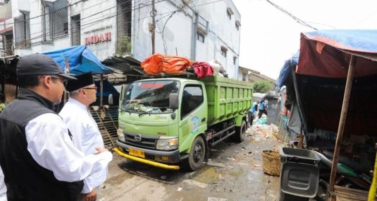 Wali Kota Bandung Tegaskan Tak Ada Pembiaran TPS Ilegal, Ini Penjelasannya