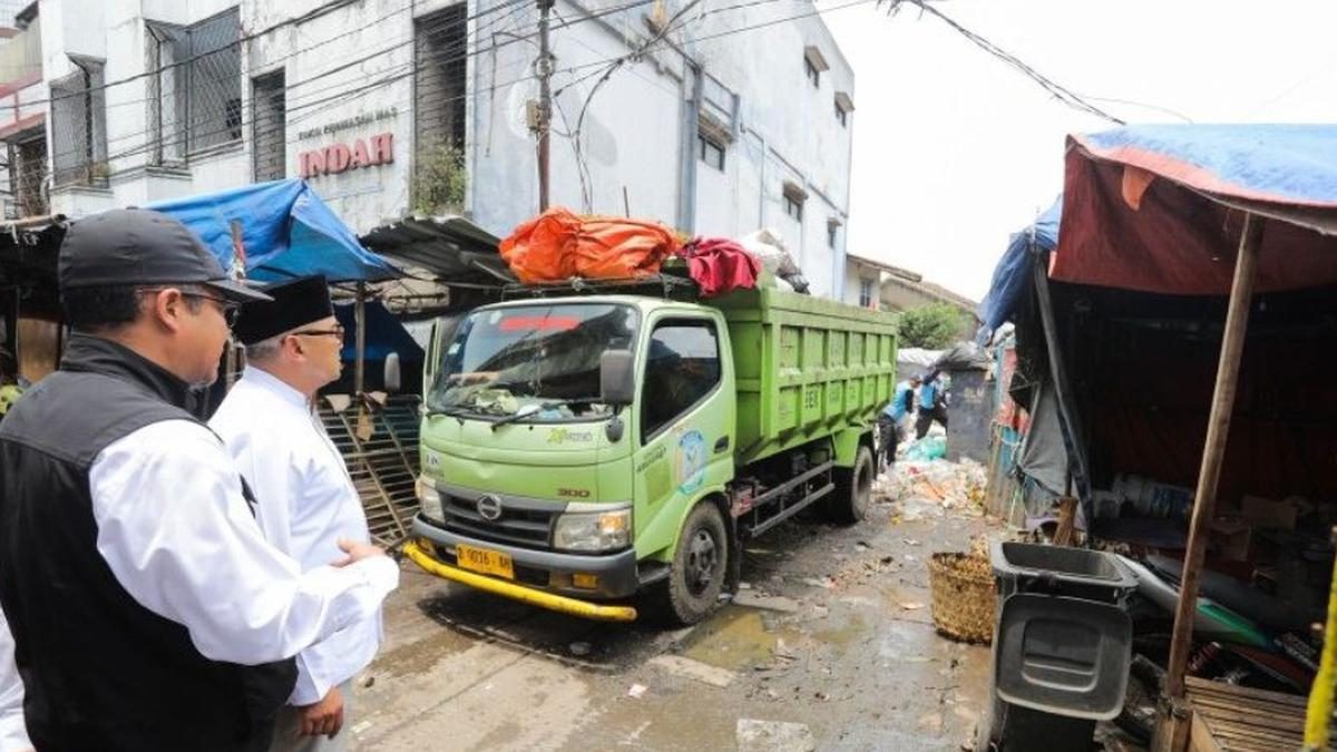 Wali Kota Bandung Tegaskan Tak Ada Pembiaran TPS Ilegal, Ini Penjelasannya