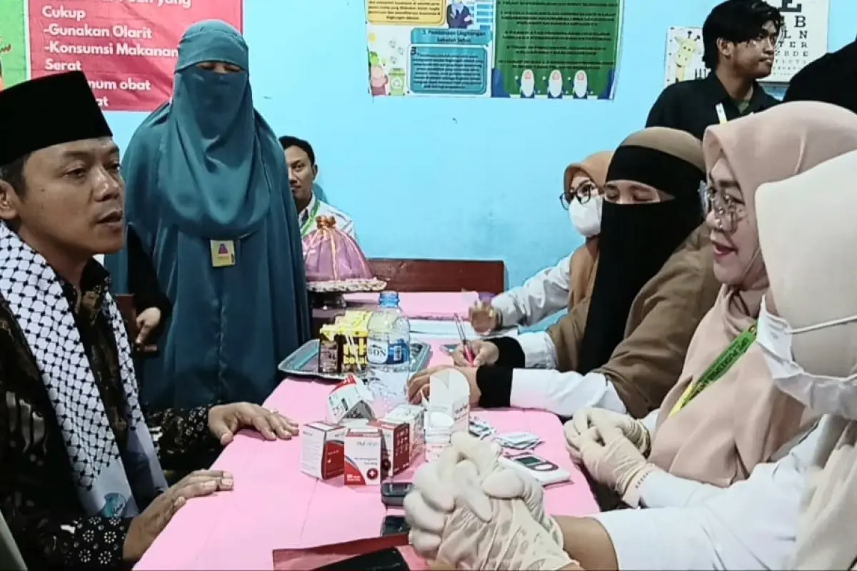 Wamen Temukan Manfaat MBG untuk Kesehatan Siswa Makassar