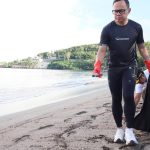 Wamendagri Bima Arya Bersama ASN dan Praja IPDN NTB Lakukan Aksi Bersih Pantai