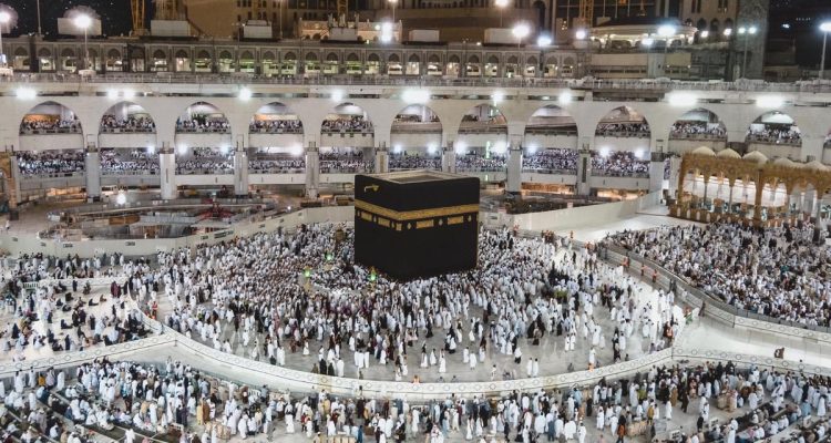 40 Ucapan Haji Mabrur Berbahasa Jawa yang Penuh Makna