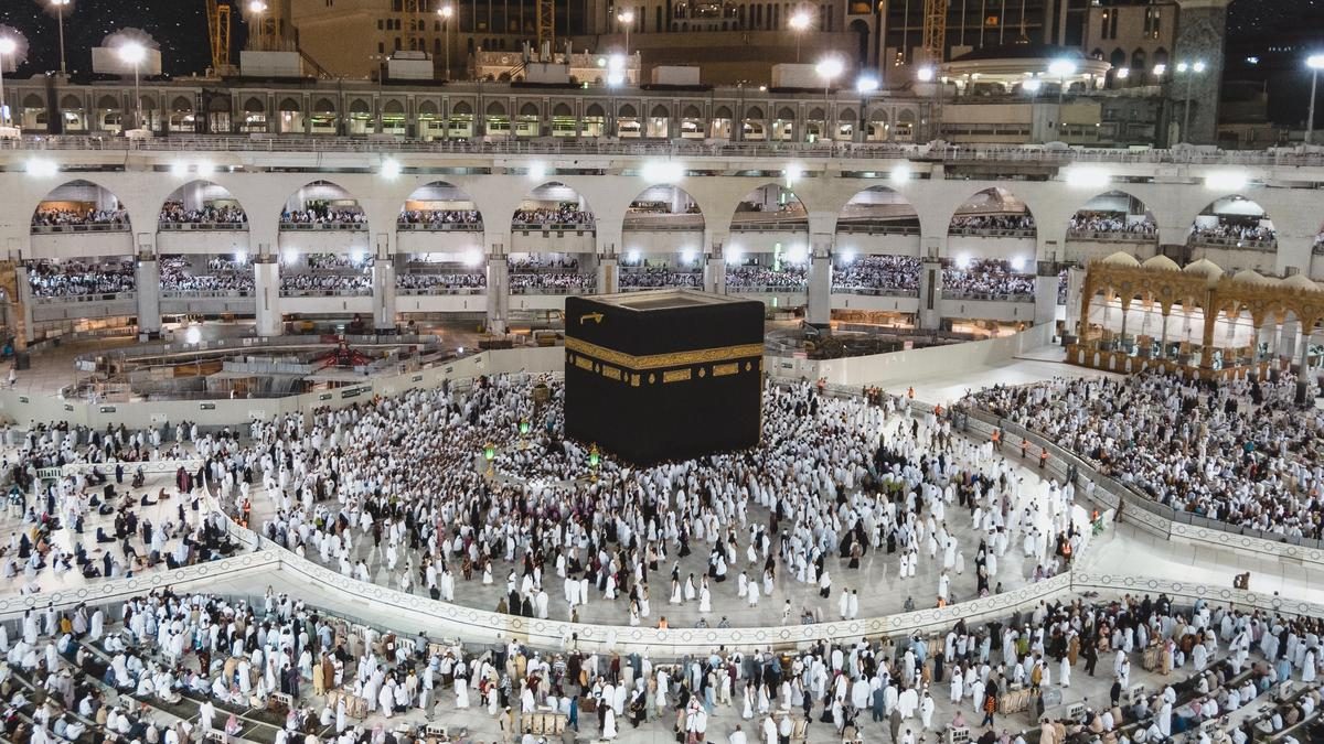 40 Ucapan Haji Mabrur Berbahasa Jawa yang Penuh Makna