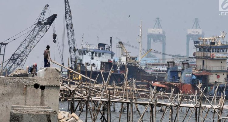 AHY Jelaskan Proyek Giant Sea Wall Pantura dan Mangrove