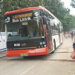 Amblesnya Jalan Lenteng Agung, Rute Transjakarta ke UI Dibatasi