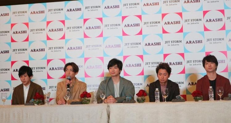 Arashi Bubar, Mengakhiri 27 Tahun Perjalanan dengan Pesan Manis di Konser Perpisahan