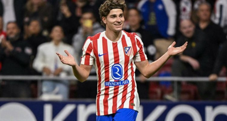Atletico Madrid Tegaskan Julian Alvarez Tak Dijual