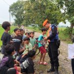 Bakar Sampah di Jalur Kereta? KAI Daop 3 Cirebon Ingatkan Bahayanya