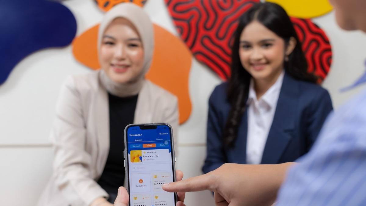 Bank Raya Gandeng Anak Muda Jadi Mitra P-Land di Pameran Seni K-Pop