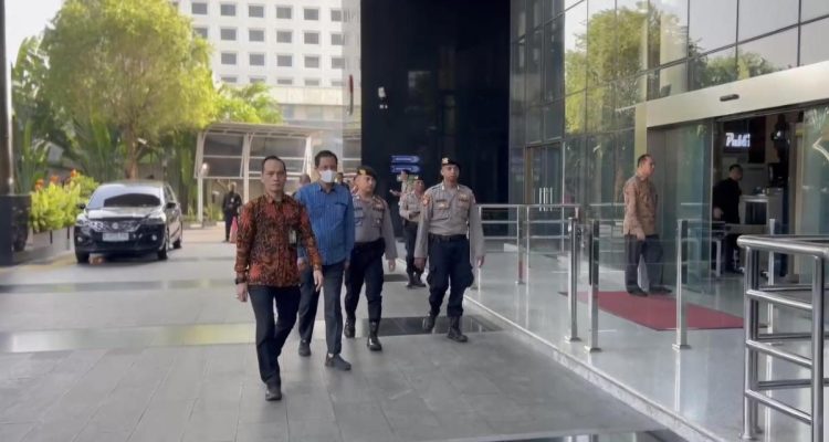 Bupati Muara Enim Gunakan Rekening OB untuk Uang Korupsi