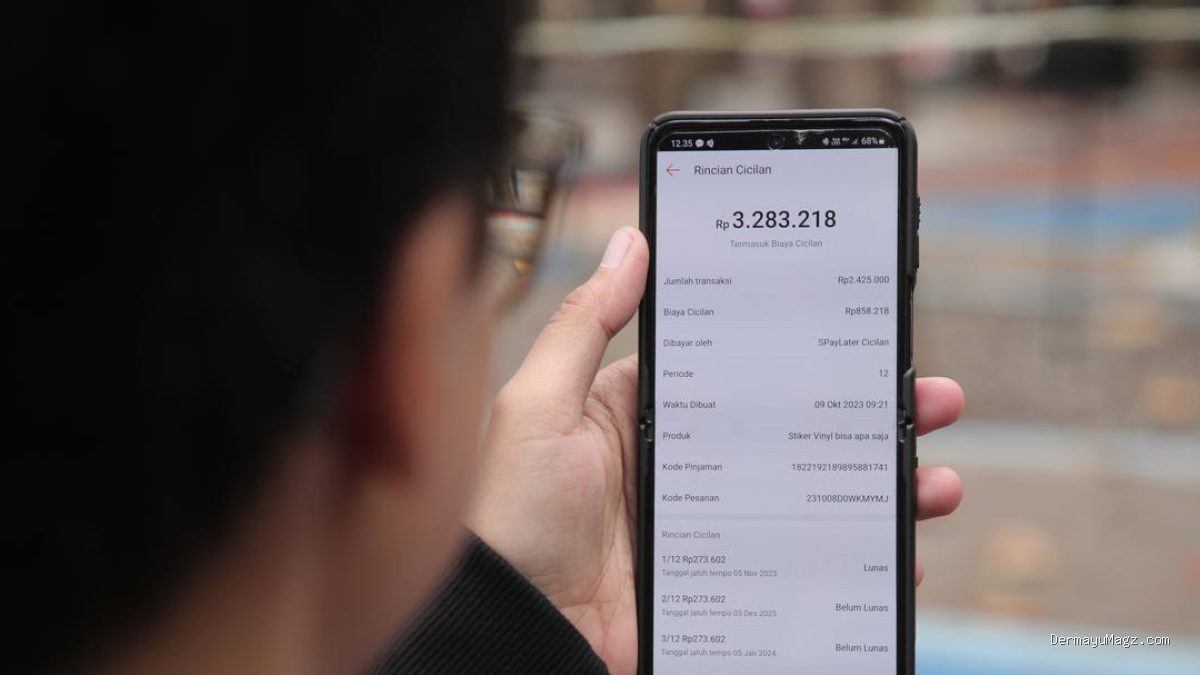 Cara Mengatasi Dampak FOMO dan Paylater pada Keuangan Pribadi