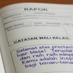 Catatan Wali Kelas untuk Penilaian Sikap dan Akademik Siswa Semester 1