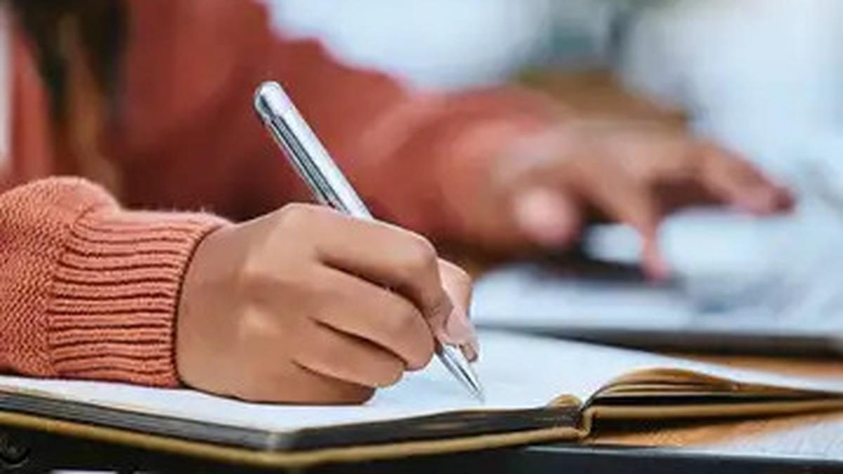 Contoh Catatan Wali Kelas untuk Raport SMA: Motivasi Siswa