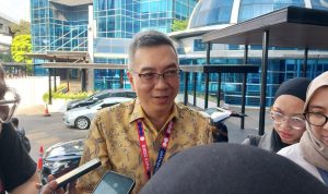 Dampak Pelemahan Rupiah: Kenaikan Harga Pakaian dan Alas Kaki Bulan Depan