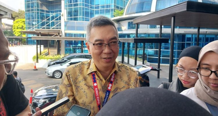 Dampak Pelemahan Rupiah: Kenaikan Harga Pakaian dan Alas Kaki Bulan Depan