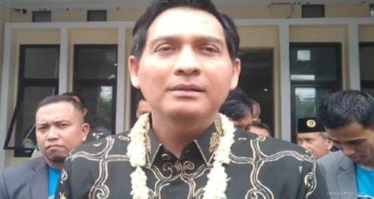 Dedi Mulyadi di Indramayu, Lucky Hakim di Tempat Lain: Ada Apa?