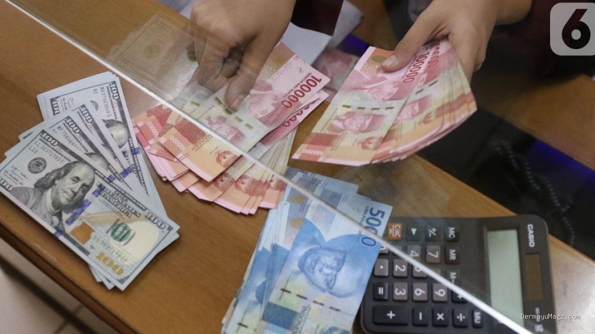 Dolar AS Menguat, Rupiah Tertekan Menjelang Pengumuman Suku Bunga BI