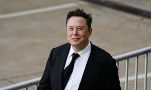 Elon Musk Akan Jadi Triliuner Usai SpaceX IPO