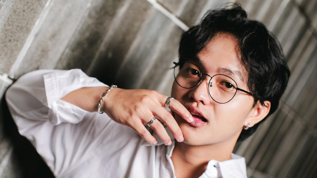 Fani Rahmansyah Ungkap Kisah Cinta Zaman Now dalam EP Kode